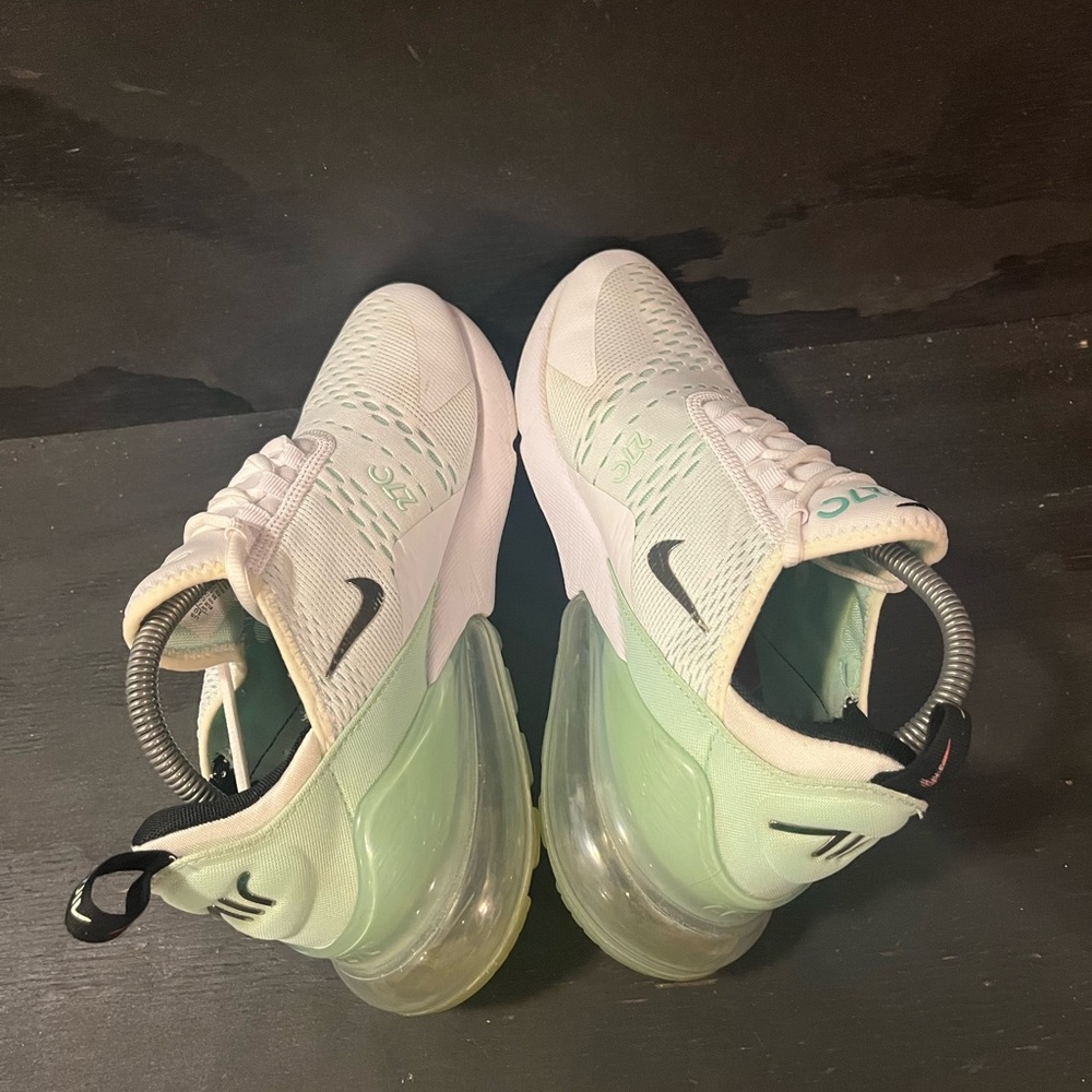 Nike Air Max 270 Womens Size 10 White Mint Foam Washed Teal Shoes DQ7652-100 - Picture 5 of 8